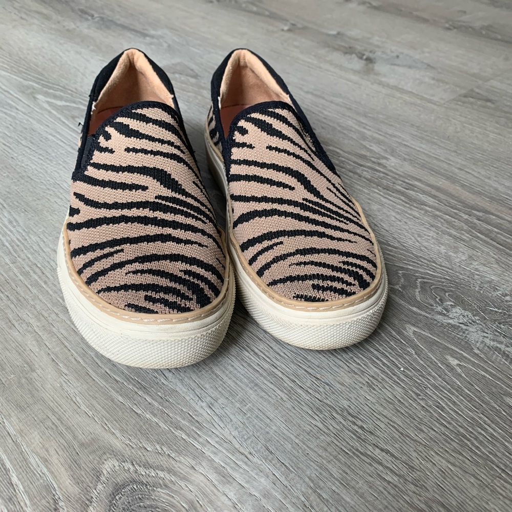 Dr. Scholls Platform Slip-On